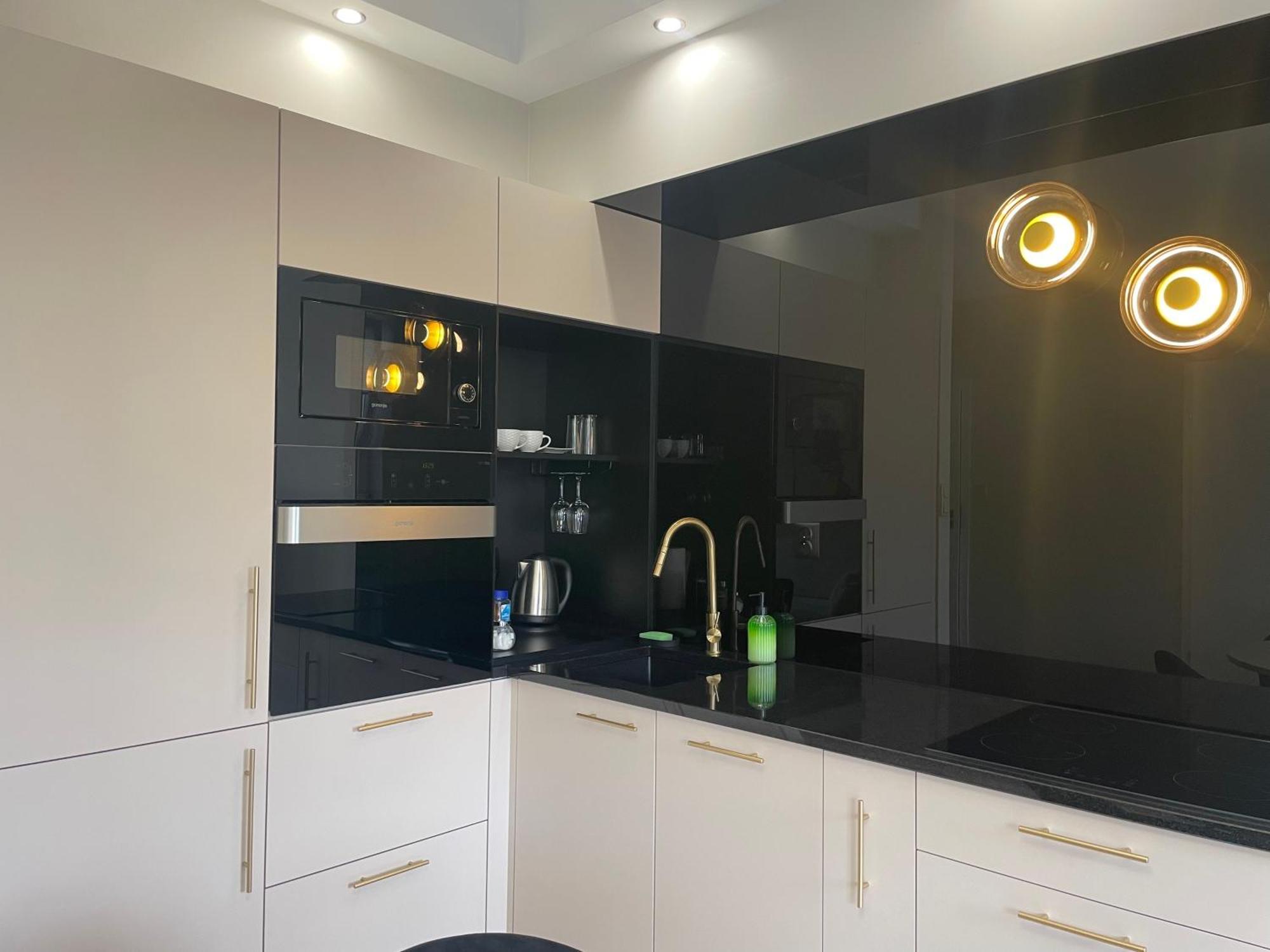 Najlepsza Lokalizacja W Elku!! Piekny, Prestizowy Apartament Z Dziedzincem !! Buitenkant foto